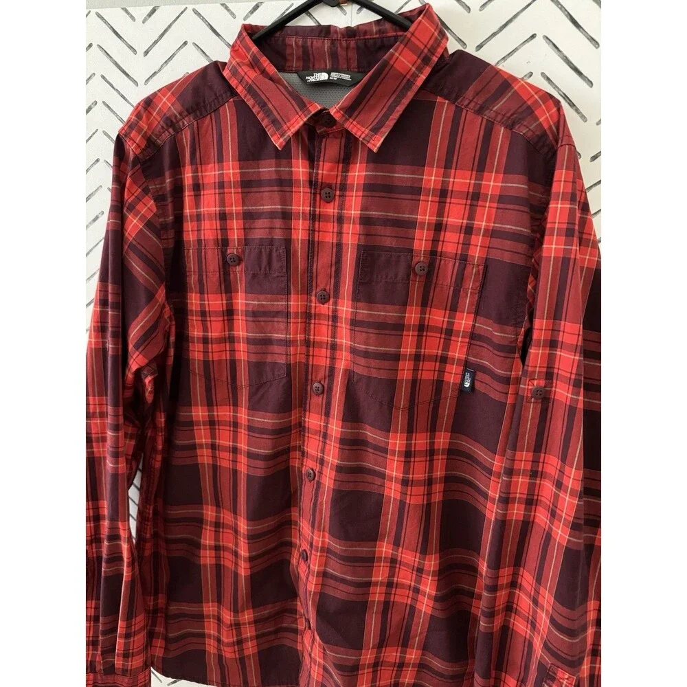 The North Face Red Button Up Shirt Men's M Hiking‎ Vented Long Sleeve Outdoor